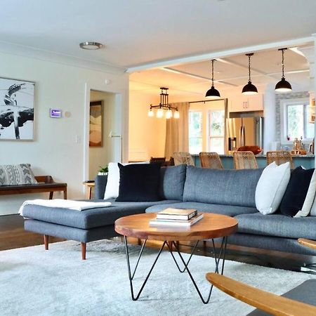 The Monopoly House - Your Ideal Retreat In The Heart Of 애틀랜타 외부 사진